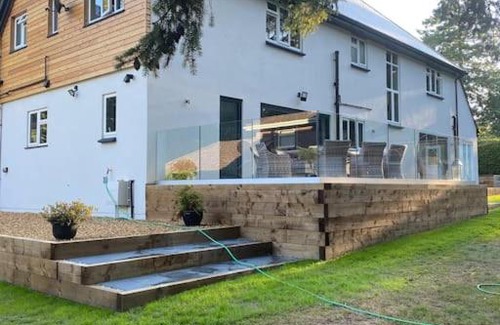 Ferndown House | 5 bed family home set within gorgeous grounds