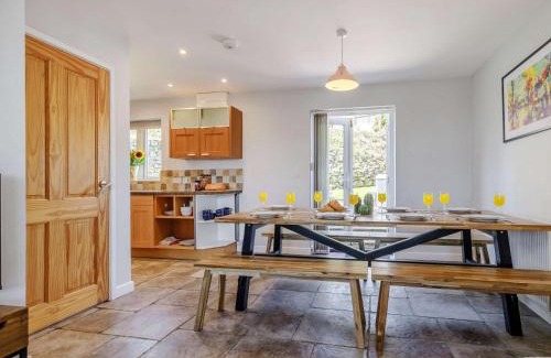 Crich House | 5 Bed in Crich 88486
