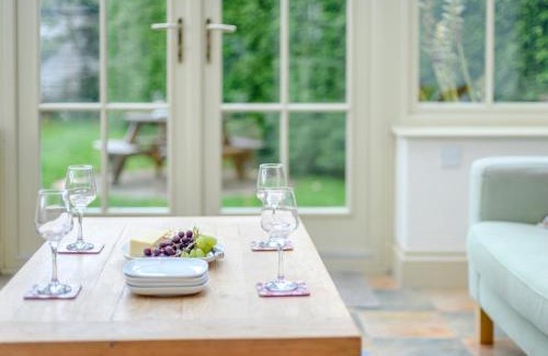 New Forest District House | 5 Bed in Godshill NFL35