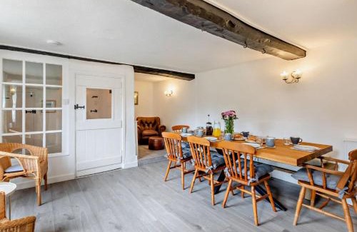 Fiddington House | 5 Bed in Watchet 95371