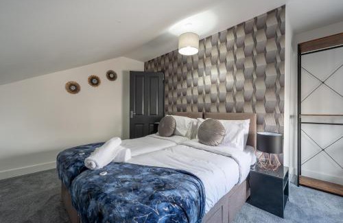 Stainburn House | 5 Bed Workington House with Parking Near Station
