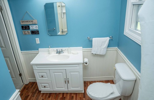 Shelburne House | 5-bedroom, 3-bathroom bungalow House offers a world of comfort