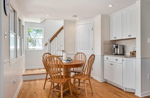 Beach Haven House | 5 bedroom accommodation in High Bar Harbor