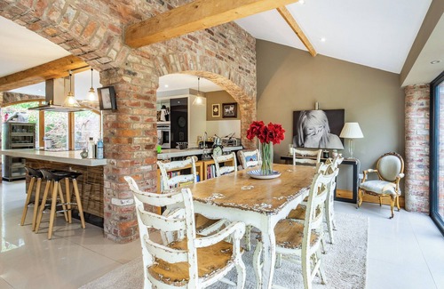 North Sea Cottage | 5 bedroom accommodation in Wold Newton, near Filey