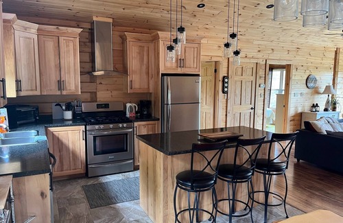 Minden Hills Cottage | * 5 bedroom * All season Waterfront Minden Cottage Sleeps 10 Rental property