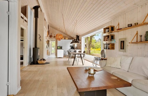 Grenaa House | 5 bedroom awesome home in Grenaa