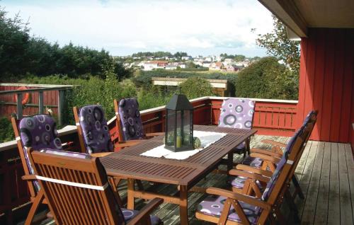 Farsund House | 5 Bedroom Awesome Home In Borhaug
