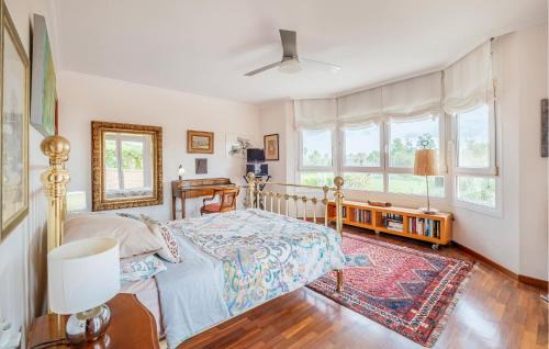 Reus House | 5 Bedroom Awesome Home In Reus