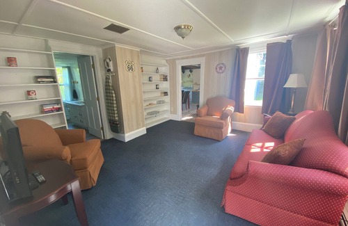 Poland Cottage | 5 Bedroom Cottage at the 500 acre Poland Spring Resort with lots of onsite activities!