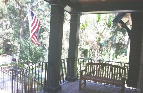 Vanderhorst Plantation House | 5 Bedroom Luxury Home, Pool, one block over to beach path, 8 minute walk