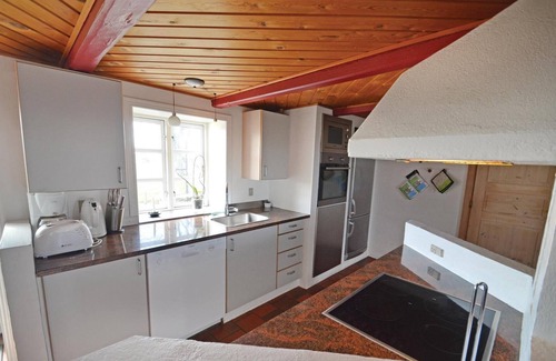 Ronbjerg House | 5 bedroom stunning home in øster assels