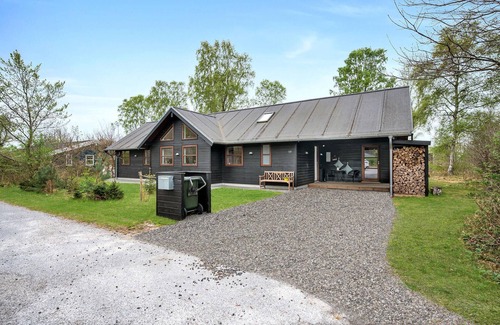 Grena Strand House | 5 bedroom stunning home in Grenaa