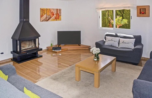 Sa Torre House | 5 Bedroom Stunning Home In Lluchmajor