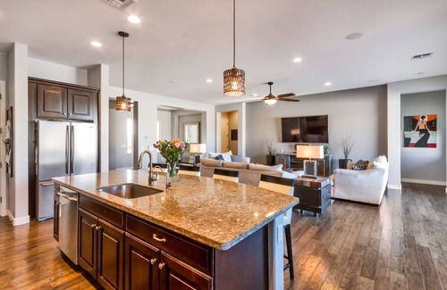 Terramar House | 5-bedroom vacation home 11 minutes from Peoria Sports Complex- Heated Pool