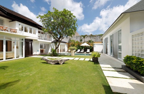 Sunset Road Villa | 5 Bedroom Villa in the heart of Seminyak