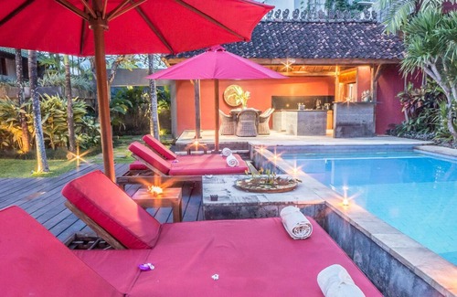 Padangsambian Klod Villa | 5 Bedroom Warm intimate family villa