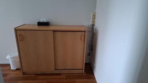 Auckland Apartment | 5 Beds including 1 Double Bed, 2 single Beds, 2 Double Sofa Beds, Suite 4, 37 Totara Avenue, New Lynn