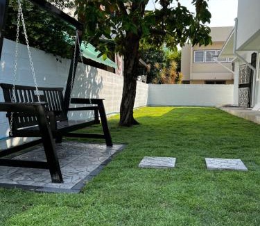 Suan Luang House | 5 beds private garden resort 452sqm Pet relax