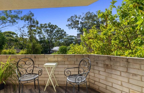 Hawks Nest Apartment | 5 Booneroo, TOP NOTCH