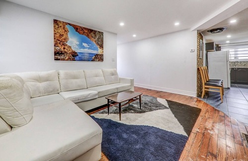 Fenelon Falls Cottage | 5 br cottage in fenelon falls