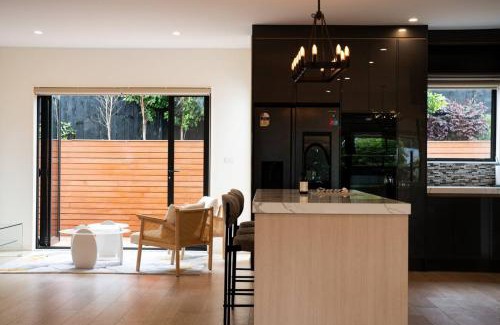 Epsom House | 5 BRM Luxurious Bungalow - Epsom