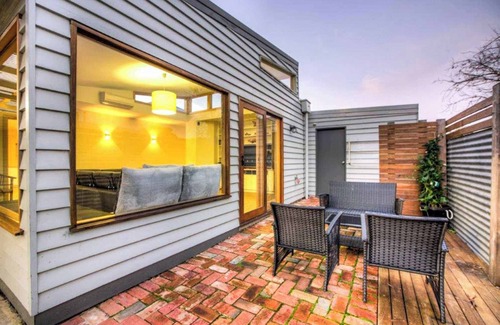 Echuca House | 5 Connelly - Echuca Holiday Homes