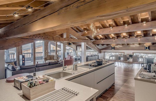 Les Brevieres Ski Chalet | 5* Duplex 250m², jacuzzi, sauna, parking, 5 bedrooms