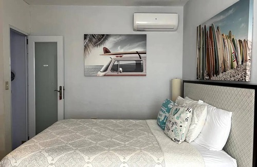 Guaniquilla Hotel | #5 La Ocho, 2nd Floor Room with Ocean Views.