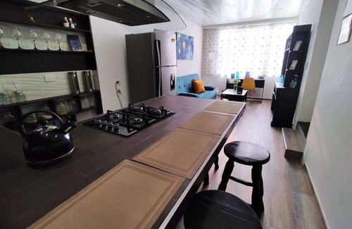 Barrios Unidos Apartment | 5. Loft lujoso, Excelente ubicación, Internet 100%