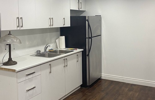 Barrie Apartment | 5* Luxury Retreat apartment