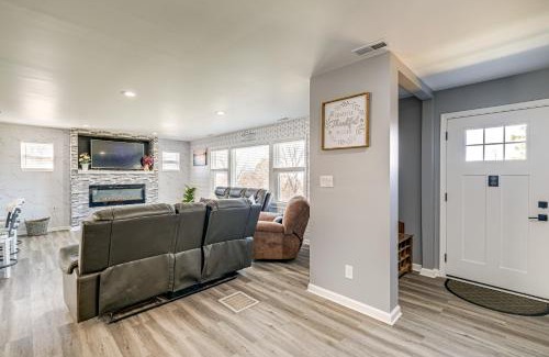 Roanoke House | 5 Mi to Dtwn Family-Friendly Home in Roanoke!