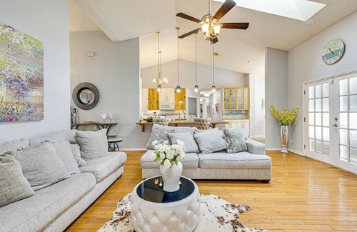 Conway House | 5 Mi to Lake Eola Park: Orlando Home w/Pool!