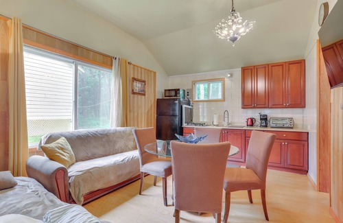 Mongaup Valley Cabin | 5 Mi to Swinging Bridge Reservoir: Cabin w/Pool!