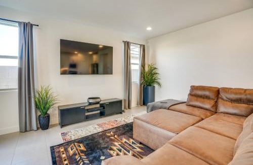Glendale House | 5 Mi to Westgate Newly Built Glendale Home