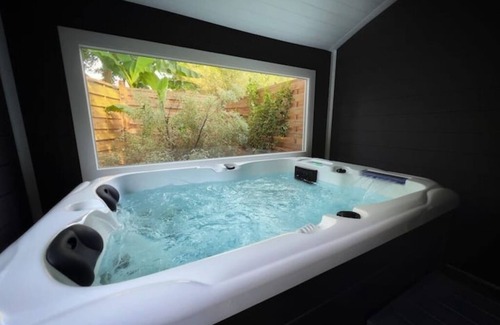 Pleuven House | 🏖 5 min from Bénodet and the ocean - comfortable rooms with SPA included 🌿