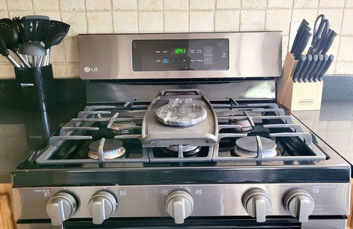 Bethel-Danebo House | 5 mins from Eugene Airport