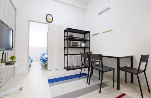Nishi-Shinjuku Apartment | 5 Minute Walk from Nishi Shinjuku Gochome Station