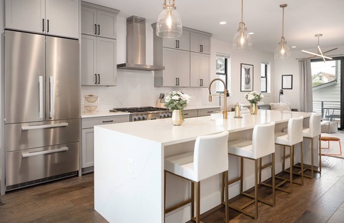 Bozeman House | 5-minute walk to downtown! 27-day minimum rental.