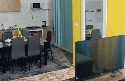 Praia House | 5 minutes drive to the beach