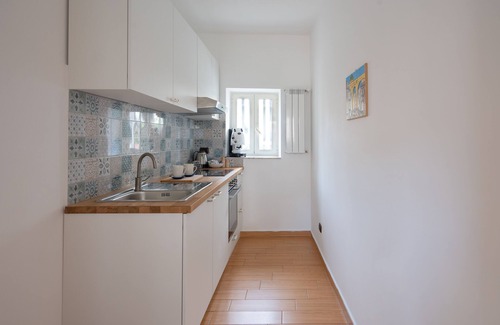 Materdei Apartment | 5 minutes from Salvator Rosa metro, apartment suitable for families and groups