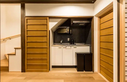 Shimogyo Apartment | 5 minutes from Shichijo Station right in front of/Kyoto Kyōto