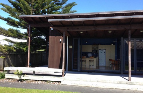 Omaha House | 5 minutes level walkway to Omaha Beach