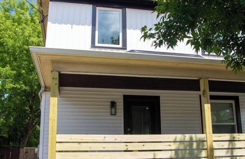 Niagara Falls House | 5 Minutes State Park-Newly Renovated Luxury Home 3BR 2 Bath - USA Side