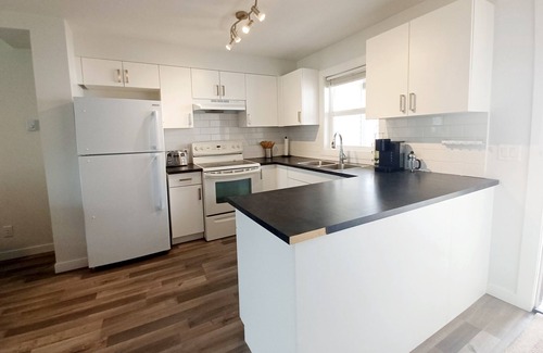 Westbank House | 5 minutes to central Westbank