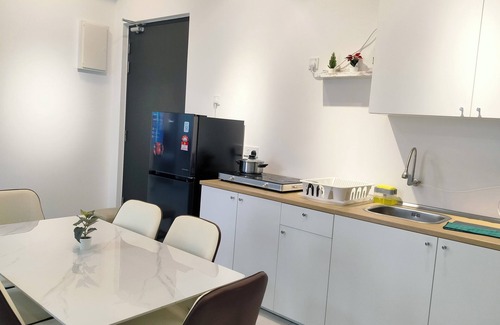 George Town Condo | 5 Minutes to Georgetown Heritage Site! Family-sized Condo with 4 Pools