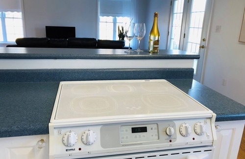 Prince Edward Apartment | 5 minutes to Picton downtown w/beach pass! PEC apartment with backyard space