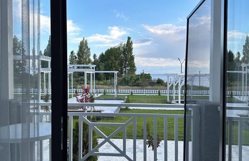 Issyk-Kul Region House | 5 minutes to the beach! Family-sized condo with terrace