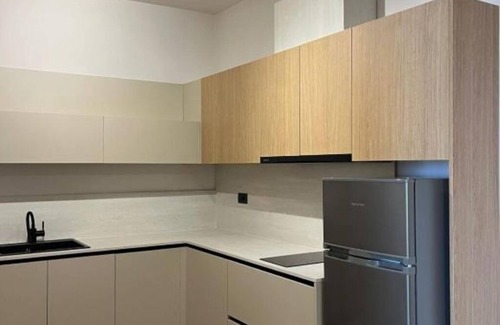 Vlore Apartment | 5-minutes to the beach! One-Bedroom Apartment with Balcony and Sea View