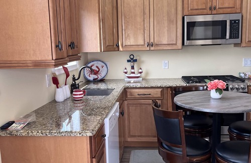 Dover Beaches North House | 5 minutes walk to the beach and 5 minutes walk to WAWA and minigolf