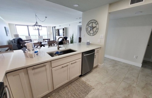 Orange Beach East Condo | 5-nites in OCT. JUST OPENED! GULF FRONT BEAUTY AWAITS! 2/2, TOP FLR, w/BALCONY!
